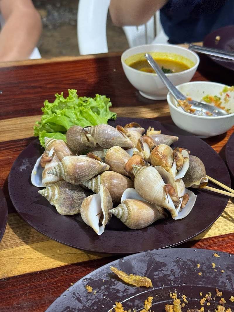 หอยชักตีนลวกพร้อมไม้จิ้ม